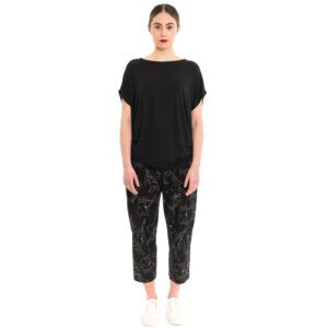 Sommerhose aus einer Baumwoll-Viskose Mischung mit Blumendruck